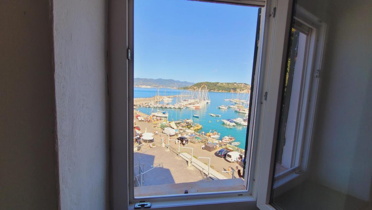 L'Arpara Casa Al Molo Dal Mare Al Castello Lerici Exterior foto