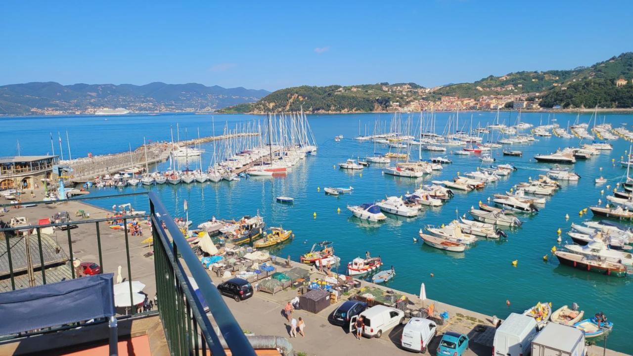 L'Arpara Casa Al Molo Dal Mare Al Castello Lerici Exterior foto